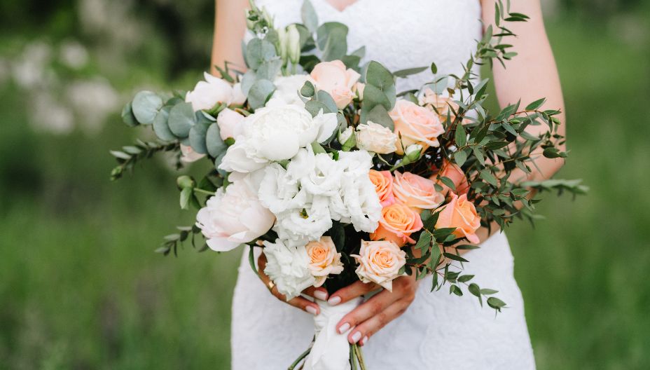 Free AI Wedding Bouquet Generator Custom Wedding Flower Arrangements